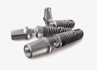 Zubní implantáty